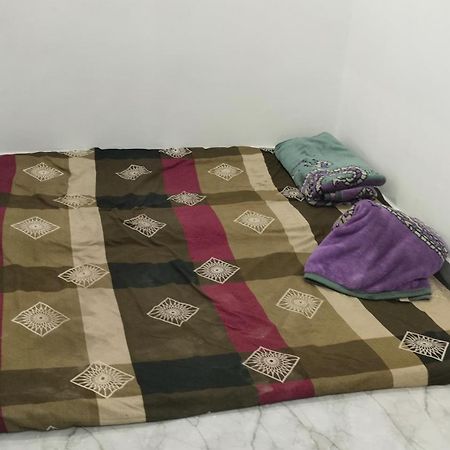 Karan Homestays Allāhābād Junction 外观 照片